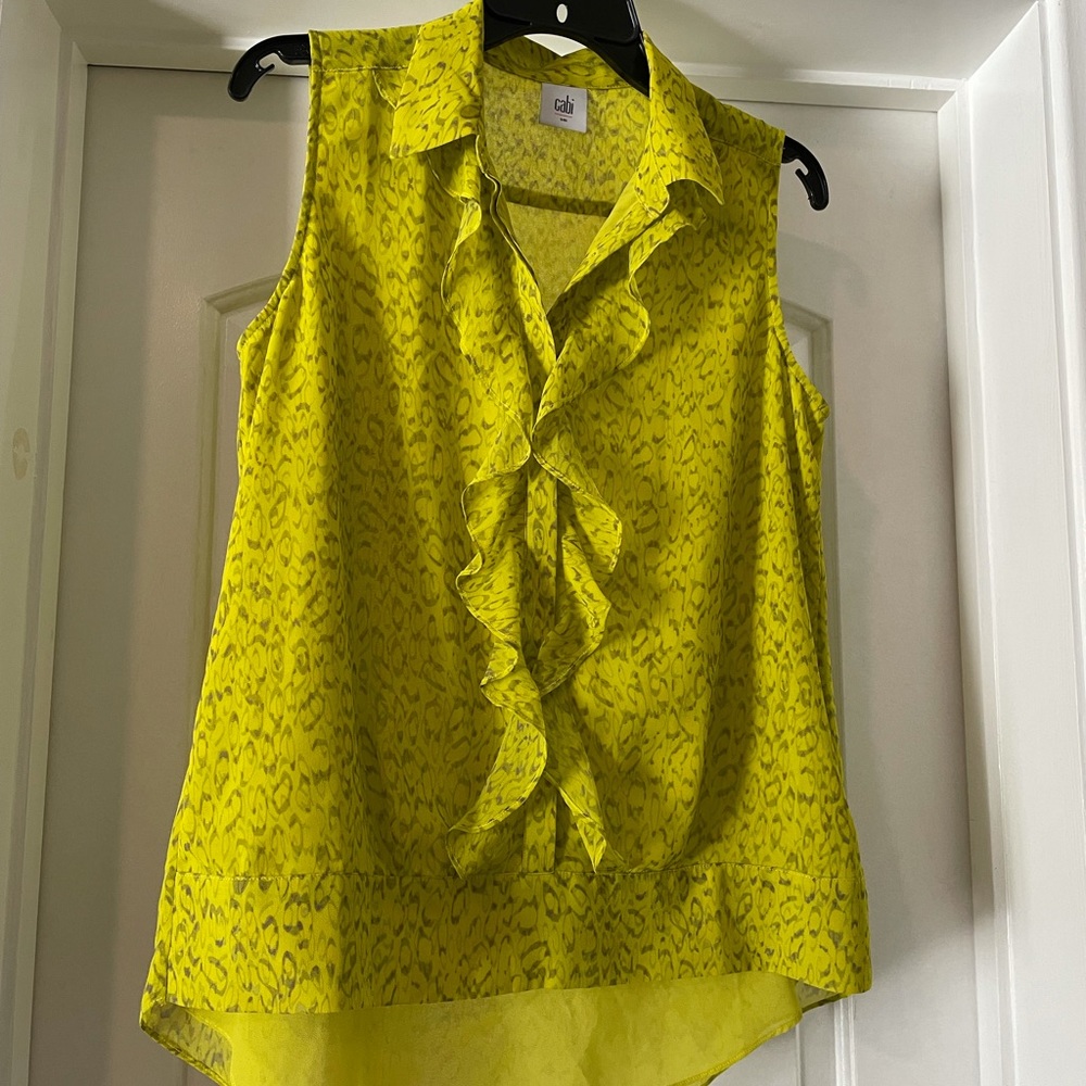 Cabi button down sleeveless top